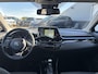 Toyota C-HR / C-HR+ 1.8 Hybrid TeamNL NL auto, Navigatie, Camera, PDC, LMV, eerste eigenaar, nieuw staat!