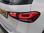 Mercedes-Benz GLA 200 Business Solution Panorama Schuif-Kanteldak | Parkeerpakket met achteruitrijcamera | Ledkoplampen. Inclusief 24 maanden MB Certified garantie voor Europa.