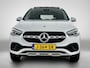 Mercedes-Benz GLA 200 Business Solution Panorama Schuif-Kanteldak | Parkeerpakket met achteruitrijcamera | Ledkoplampen. Inclusief 24 maanden MB Certified garantie voor Europa.
