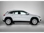 Mercedes-Benz GLA 200 Business Solution Panorama Schuif-Kanteldak | Parkeerpakket met achteruitrijcamera | Ledkoplampen. Inclusief 24 maanden MB Certified garantie voor Europa.