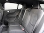Volvo EC40 Single Motor Extended Range Plus Europa Automaat /  Dak Glossy Black / 20" velgen / Privacy Glass / Microtech Nubuck bekleding