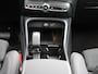 Volvo EC40 Single Motor Extended Range Plus Europa Automaat /  Dak Glossy Black / 20" velgen / Privacy Glass / Microtech Nubuck bekleding