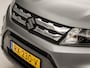 Suzuki Vitara 1.6 High Executive (PANORAMADAK, NAVIGATIE, CAMERA, CLIMATE, STOELVERWARMING, LEDER/ALCANTARA, SPORTSTOELEN, GETINT GLAS, ADAPTIVE CRUISE, NIEUWSTAAT)