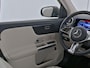 Mercedes-Benz EQA 250+ | Luxury | Trekhaak Wegklapbaar | Sfeerverlichting | Achteruitrij Camera | Parkeer Sensoren Rondom | DAB+ Radio