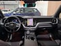 Volvo XC60 2.0 T8 Plug-in hybrid AWD Plus Dark / Panorama dak / Full Lederen interieur / Elektrische stoelen / Adaptive Cruise