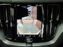 Volvo XC60 2.0 T8 Plug-in hybrid AWD Plus Dark / Panorama dak / Full Lederen interieur / Elektrische stoelen / Adaptive Cruise