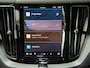 Volvo XC60 2.0 T8 Plug-in hybrid AWD Plus Dark / Panorama dak / Full Lederen interieur / Elektrische stoelen / Adaptive Cruise