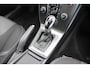 Volvo V40 T2 123PK Automaat Momentum | Org. NL | Styling Kit | Adapt. Cruise | BLIS | PDC Achter | Climate Control | 17" LMV |