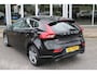 Volvo V40 T2 123PK Automaat Momentum | Org. NL | Styling Kit | Adapt. Cruise | BLIS | PDC Achter | Climate Control | 17" LMV |