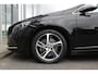 Volvo V40 T2 123PK Automaat Momentum | Org. NL | Styling Kit | Adapt. Cruise | BLIS | PDC Achter | Climate Control | 17" LMV |