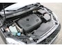 Volvo V40 T2 123PK Automaat Momentum | Org. NL | Styling Kit | Adapt. Cruise | BLIS | PDC Achter | Climate Control | 17" LMV |