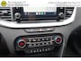 Kia Ceed Sportswagon 1.0 T-GDI DYNAMICLINE KEURIGE NETTE STAAT VOLLEDIG DEALER ONDERHOUDEN CAMERA STOEL+STUURVERWARMING ANDROID/APPLECARPLAY (NAVI) ECC AIRCO CRUISECONTROL LMV BLUETOOTH PRIVACYGLAS ENZ...