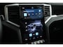 Volkswagen Amarok 3.0 TDI 241pk Automaat 4Motion Double Cab 5pers. Pan Americana H/K Trekhaak Leder Elec stoelen 360Camera Navigatie Sidebars