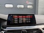 BMW 5-Serie Touring 520i Corporate Lease High Executive | Panoramadak | Camera | DAB | Elektrische Achterklep |