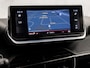 Peugeot 2008 1.2 PureTech Allure Sport (VIRTUAL COCKPIT, APPLE CARPLAY, 360 CAMERA, LEDER, KEYLESS, SPORTSTOELEN, GETINT GLAS, LM VELGEN, NIEUWSTAAT)