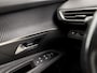 Peugeot 3008 1.2 PureTech Sport Automaat (APPLE CARPLAY, 1e EIGENAAR, GROOT NAVI, 360 CAMERA, TREKHAAK, SPORTSTOELEN, LANE ASSIST, CRUISE, NIEUWSTAAT)