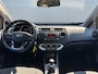 Kia Rio 1.2 CVVT BusinessLine 5drs cruise control - airco - aux en usb - trekhaak - LED - NAP
