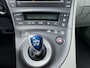 Toyota Prius 1.8 Hybrid Dynamic Business Clima - camera - navi - sensoren - HUD - 1e eigenaar