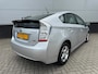 Toyota Prius 1.8 Hybrid Dynamic Business Clima - camera - navi - sensoren - HUD - 1e eigenaar