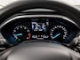 Ford Focus Wagon 1.0 EcoBoost Titanium Sport Automaat (APPLE CARPLAY, GROOT NAVI, CLIMATE, TREKHAAK, SPORTSTOELEN, KEYLESS, LED KOPLAMPEN, LM VELGEN, LANE ASSIST, NIEUWSTAAT)