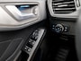 Ford Focus Wagon 1.0 EcoBoost Titanium Sport Automaat (APPLE CARPLAY, GROOT NAVI, CLIMATE, TREKHAAK, SPORTSTOELEN, KEYLESS, LED KOPLAMPEN, LM VELGEN, LANE ASSIST, NIEUWSTAAT)