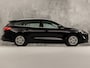 Ford Focus Wagon 1.0 EcoBoost Titanium Sport Automaat (APPLE CARPLAY, GROOT NAVI, CLIMATE, TREKHAAK, SPORTSTOELEN, KEYLESS, LED KOPLAMPEN, LM VELGEN, LANE ASSIST, NIEUWSTAAT)