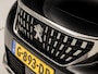 Peugeot 3008 1.2 PureTech Allure Automaat (APPLE CARPLAY, GROOT NAVI, LEDER, TREKHAAK, STOELVERWARMING, SPORTSTOELEN, GETINT GLAS, 360 CAMERA, CRUISE, NIEUWSTAAT)