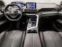 Peugeot 3008 1.2 PureTech Allure Automaat (APPLE CARPLAY, GROOT NAVI, LEDER, TREKHAAK, STOELVERWARMING, SPORTSTOELEN, GETINT GLAS, 360 CAMERA, CRUISE, NIEUWSTAAT)