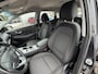 Hyundai Kona Electric EV Fashion 64 kWh | 204 PK | SOH 95% | Adaptive cruise control | Achteruitrijcamera | Keyless entry | LED verlichting | DAB ontvanger | Bluetooth telefoonverbinding | Navigatie | Lichtmetalen velgen