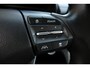 Hyundai Kona Electric EV Fashion 64 kWh | 204 PK | SOH 95% | Adaptive cruise control | Achteruitrijcamera | Keyless entry | LED verlichting | DAB ontvanger | Bluetooth telefoonverbinding | Navigatie | Lichtmetalen velgen