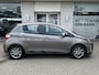 Toyota Yaris 1.5 Hybrid Design | All-Seasons | Trekhaak Afn. | Stoel Verwarmi