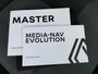 Renault Master T35 2.3 dCi 150 L3H2 Energy Work Edition *AUTOMAAT!* *Just In Case Oprijsysteem!* - Trekhaak - Betimmering lat/lat - Sidebars - Clima