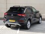 Volkswagen T-Roc 1.0 TSI Life 110 pk | Camera | Side Assist | Spiegelpakket | Navigatie via App-Connect | Led Koplampen | Adaptieve cruise control