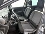 Citroën C3 Aircross SUV Shine 110pk | Navigatie | Panoramisch schuif-kanteldak | Achteruitrijcamera | Climate Control | Cruise Control | Parkeersensoren v+a | Apple Carplay / Android Auto | Bluetooth | Elektrisch inklapbare spiegels | Automatisch dimlicht | Regensensor | Donker getint glas | Trekhaak | Dealeronderhouden | All Seasonbanden | 17" lichtmetalen velgen |