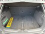 Volvo V40 1.5 T3 Momentum Stoelverwarming / Trekhaak / BT-Audio / 17" / Automaat / Parkeer sensoren / 152PK