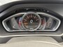 Volvo V40 1.5 T3 Momentum Stoelverwarming / Trekhaak / BT-Audio / 17" / Automaat / Parkeer sensoren / 152PK