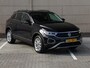 Volkswagen T-Roc 1.0 TSI Oranje Edition 115 pk | App connect | Digitaal dashboard | Led plus | spiegelpakket | Camera