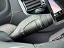 Volvo XC90 2.0 T8 Plug-in hybrid AWD Ultra Dark FACELIFT 455pk HU Luchtvering / Trekhaak / 22inc