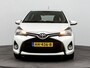 Toyota Yaris 1.3 VVT-i Comfort | Airco | Elektrische ramen voor | Radio CD speler | 15 inch | Multifunctioneel lederen stuurwiel