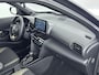 Toyota Yaris Cross 1.5 Hybrid Explore | Apple Carplay / Android Auto | Stoelverwarming | Parkeersensoren voor/achter | Keyless | Adaptive Cruise | Clima | Camera | 17 inch