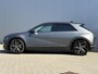 Hyundai Ioniq 5 Connect 77.4 kWh / SOH 100% / Fabrieksgarantie tot 04-2028 / Dealer onderhouden / CCS snelladen / WLTP bereik 507 km bereik stad 710 km / Stuur- Stoel & Achterbank verwarming / Trekgewicht 1600 kg / Achteruitrijcamera / Adaptief cruise control /