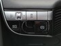 Hyundai Ioniq 5 Connect 77.4 kWh / SOH 100% / Fabrieksgarantie tot 04-2028 / Dealer onderhouden / CCS snelladen / WLTP bereik 507 km bereik stad 710 km / Stuur- Stoel & Achterbank verwarming / Trekgewicht 1600 kg / Achteruitrijcamera / Adaptief cruise control /