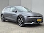 Hyundai Ioniq 5 Connect 77.4 kWh / SOH 100% / Fabrieksgarantie tot 04-2028 / Dealer onderhouden / CCS snelladen / WLTP bereik 507 km bereik stad 710 km / Stuur- Stoel & Achterbank verwarming / Trekgewicht 1600 kg / Achteruitrijcamera / Adaptief cruise control /