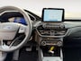 Ford Kuga 2.5 PHEV Vignale | Dealer onderhouden | Automaat | Adapt. Cruise control | BLIS | Elektr. achterklep | Winter pack | lederen bekleding | Parkeersensoren voor en achter | Camera voor en achter | Navigatie | Apple carplay & Android auto | B&O audio | Privacy glas | Bovag garantie |