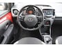Toyota Aygo 1.0 VVT-i x-joy - NL- Auto!! Apple I Camera I Climate