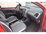 Toyota Aygo 1.0 VVT-i x-joy - NL- Auto!! Apple I Camera I Climate