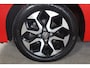 Toyota Aygo 1.0 VVT-i x-joy - NL- Auto!! Apple I Camera I Climate