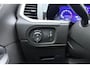 Opel Grandland 1.2 Turbo Automaat Business Elegance | Alcantara | Trekhaak | Navigatie | Camera | Elecktriche achterklep | Matrix LED verlichting | Stoel- en stuurverwarming | Zwart dak
