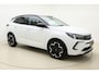 Opel Grandland 1.2 Turbo 130pk Automaat Ultimate | Navigatie | Alcantara bekleding | Elektrische achterklep | Stoel- en stuurverwarming | Climate control | Cruise control | Zwart dak