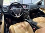 Volvo V40 Cross Country 1.5 T3 Summum | ACC | Panoramadak | Harman/Kardon | BLIS | Camera | Keyless | Standkachel